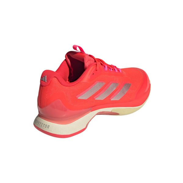 Кроссовки женские Adidas Avacourt 2 Lucid Red/Silver Metal/Warm Vanilla